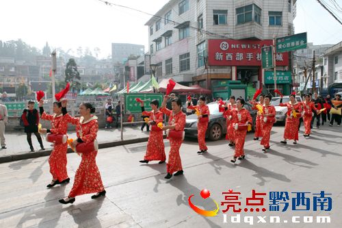 身著紅~1.JPG