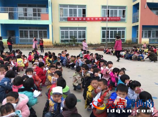 QQ截圖20160329164020.jpg