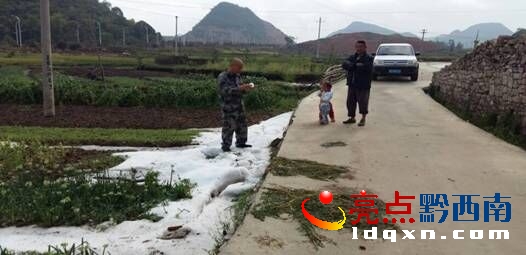 圖為安龍降雹情況.jpg