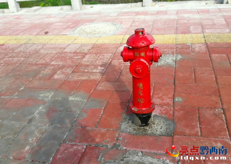 興仁縣新增市政消火栓圖（縣供水總公司提供） (1).jpg