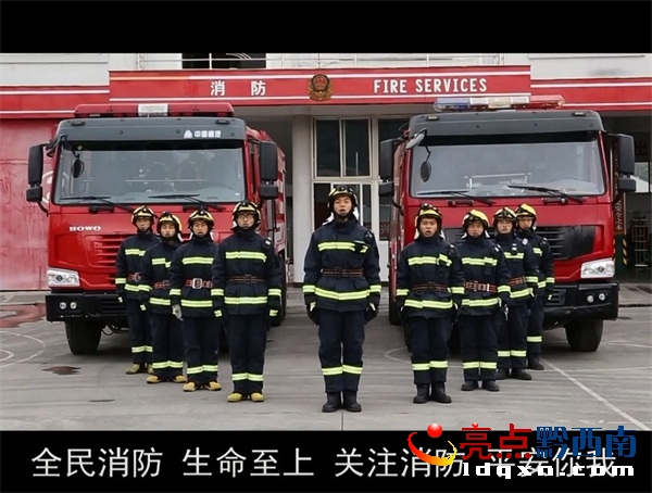 消防官兵參與拍攝火災(zāi)警示教育片 (2).jpg